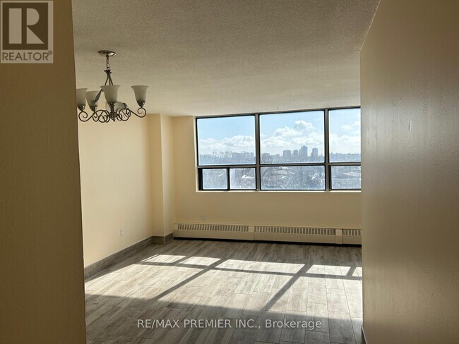 Photo - 45 Sunrise Ave Unit 511