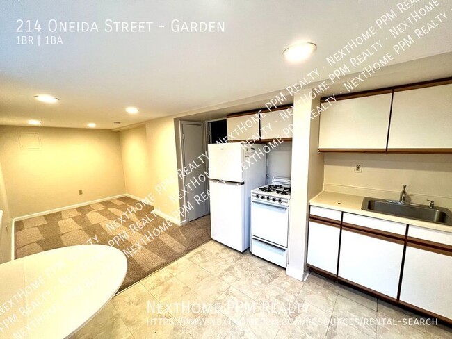 1 Bedroom near Grandview Ave for March or ... - 1 Bedroom near Grandview Ave for March or ... Apartment Unit Garden