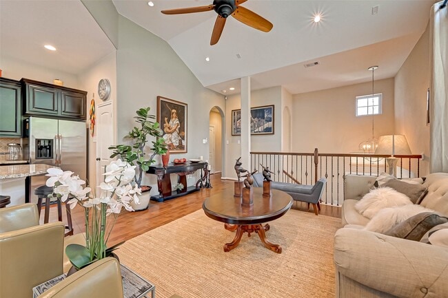 Photo - 50 Cheswood Manor Drive