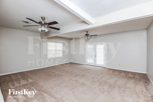 Photo - 1029 Usher St