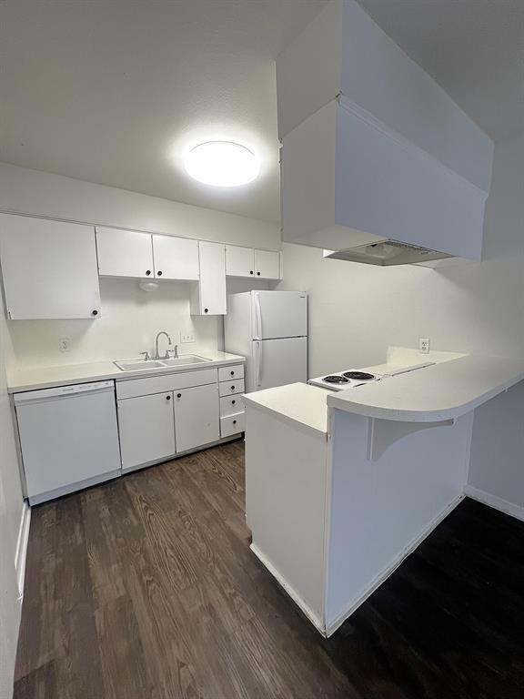 Photo - 1037 E 44th St Unit 101