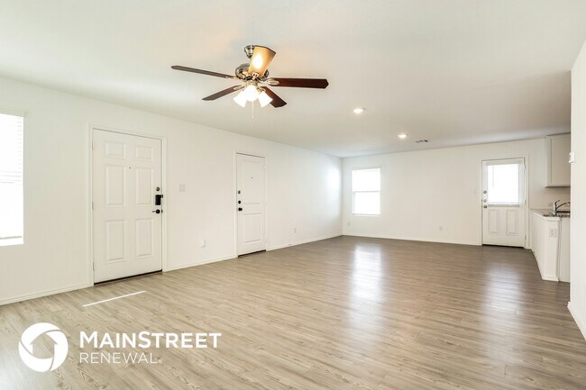 Photo - 8835 Barrow Path