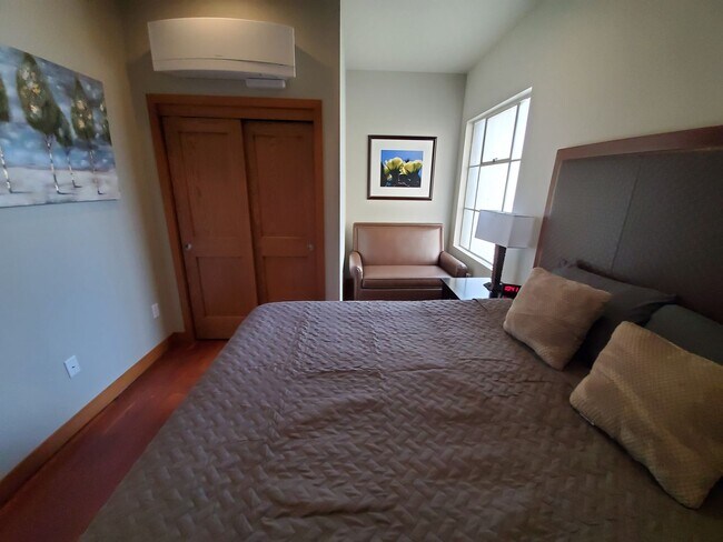 Photo - 515 E Yakima Ave Unit Apt. 207