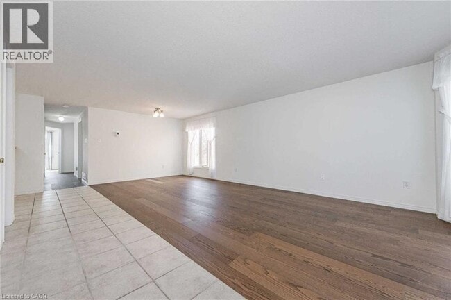 Photo - 51 Boulder Crescent