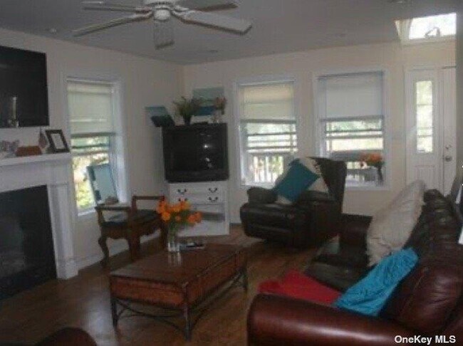 Photo - 201 Cottage Walk