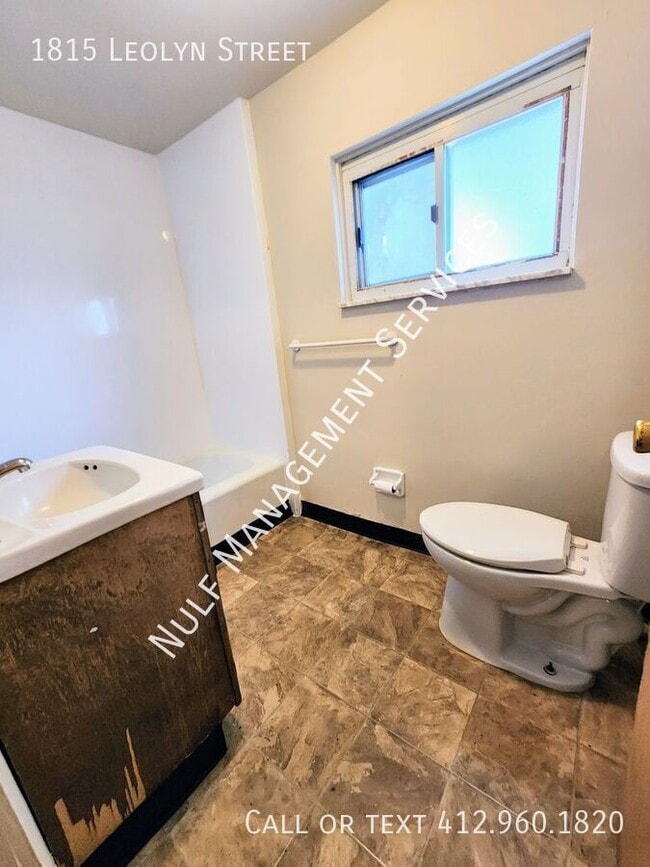 Photo - 1815 Leolyn St