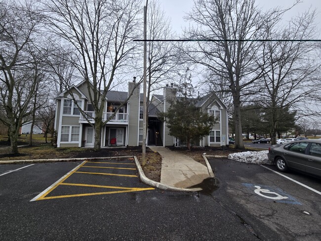 Photo - 180 Kenwood Dr Unit 180 Kenwood Drive