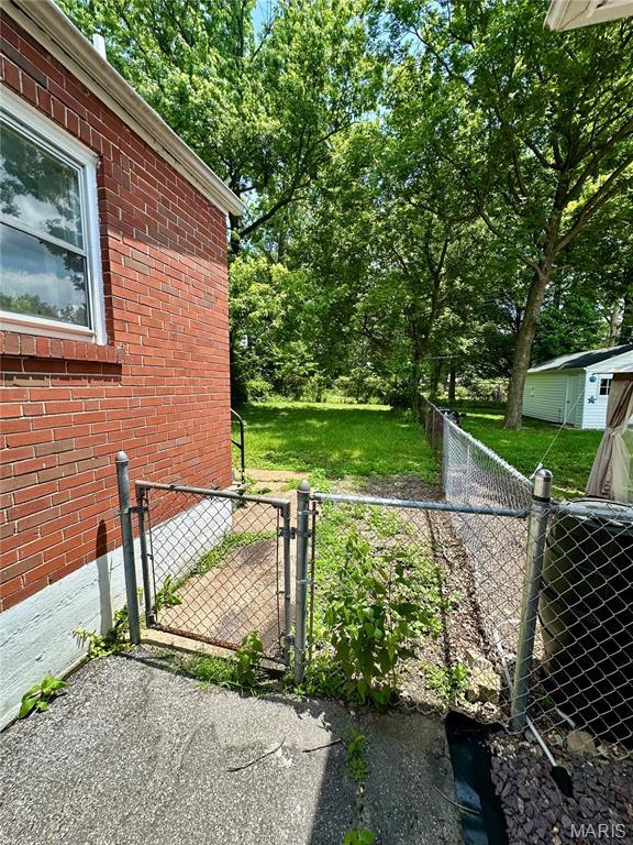 Photo - 1422 Tamerton Ave