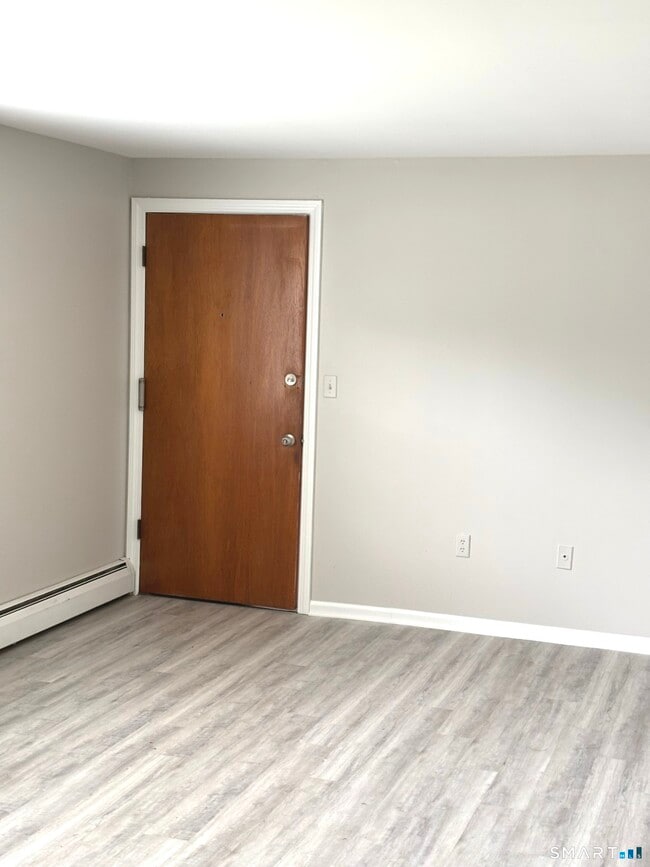 7 Brickyard Rd Unit D