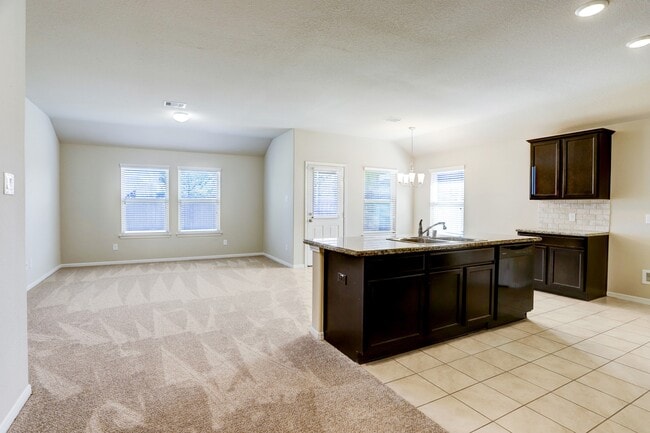 Photo - 2911 Indwarra Ct