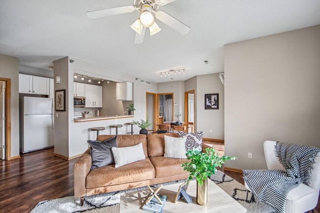 Photo - 1320 SE Florence Dr Unit 3