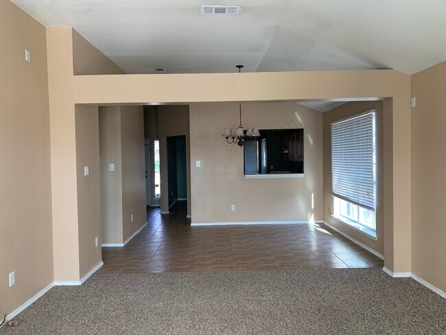 Photo - 1100 Dixon Ln