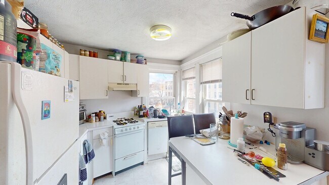 Photo - 217 Chestnut Hill Ave Unidad 6