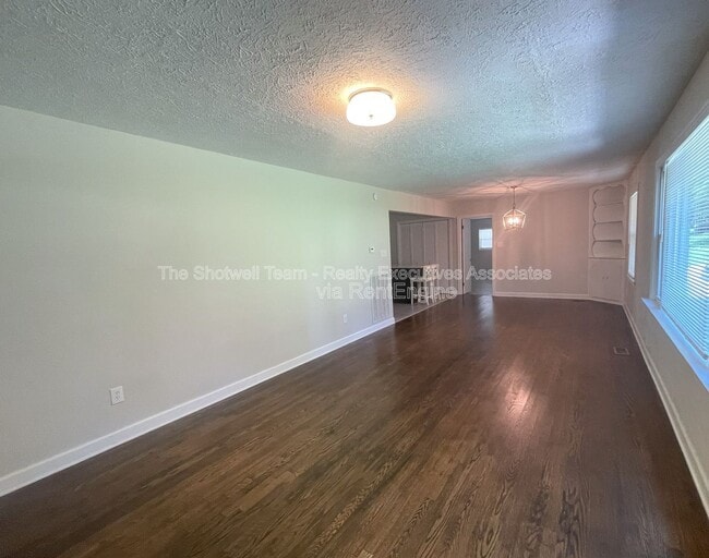 Photo - 4304 Crosby Dr