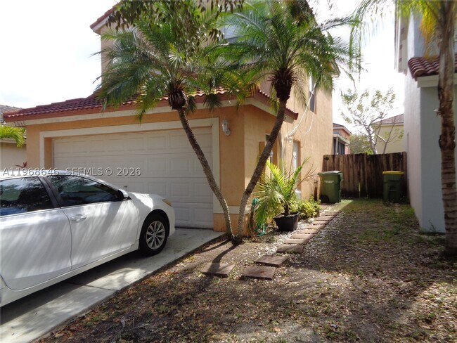 Photo - 2060 SE 14th St