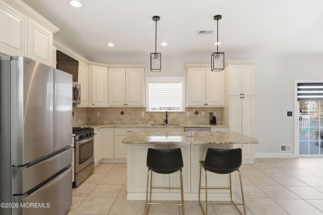 Photo - 941 Fifth Ave