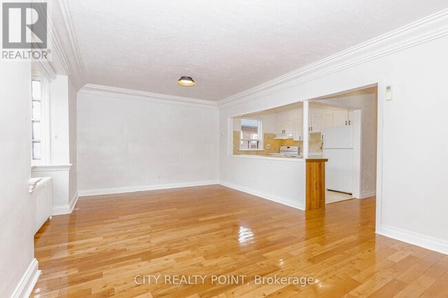 Photo - 80 Albani St