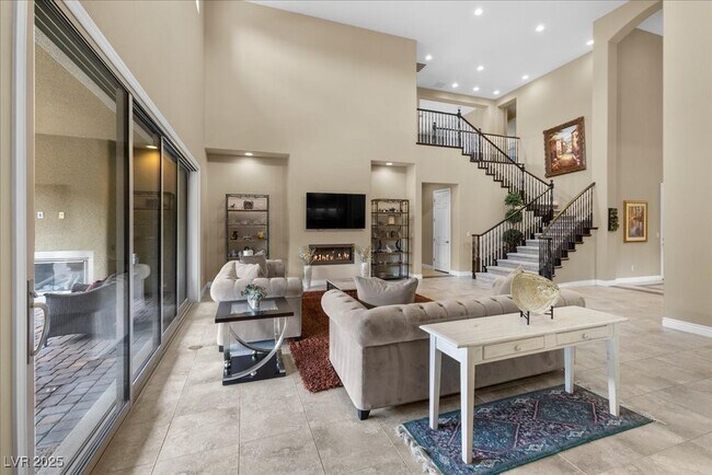 Photo - 11 Carolina Cherry Dr