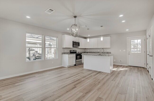 Photo - 6146 Brocks Ln