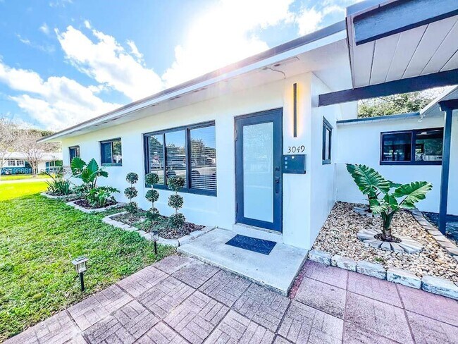 Photo - 3049 NW 6th Ave