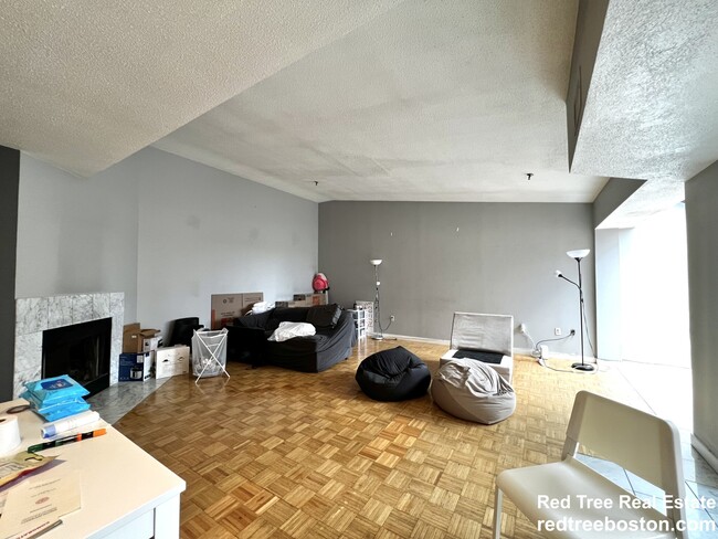 Photo - 147 Kelton St Condo Unit 1