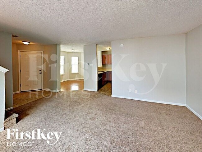 Photo - 6616 Kinnerton Dr
