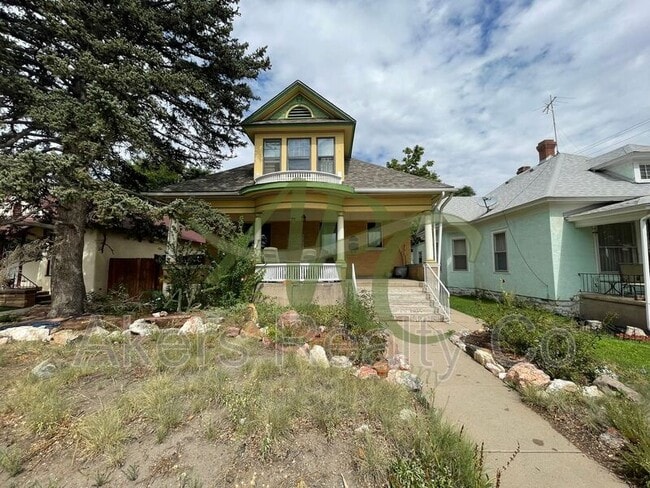 Building Photo - 123 Van Buren St