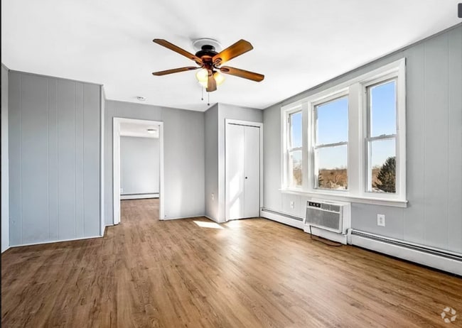 Building Photo - 85 California St Rental