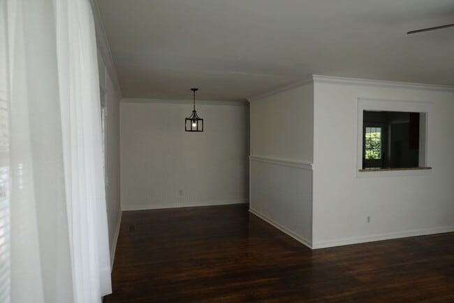 Photo - Pet Friendly 3 Bedroom 1 Full Bath located...
