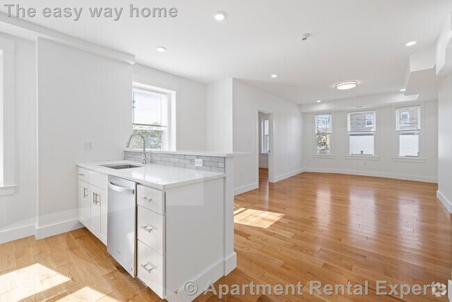 Building Photo - 406 Columbia St Unit #4 Rental