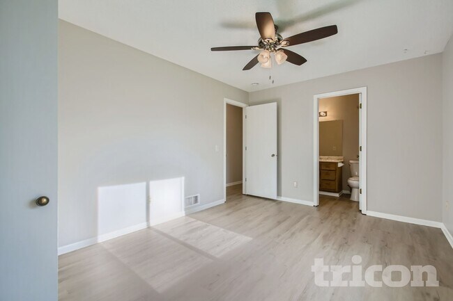 Photo - 8301 Thomas Ave N