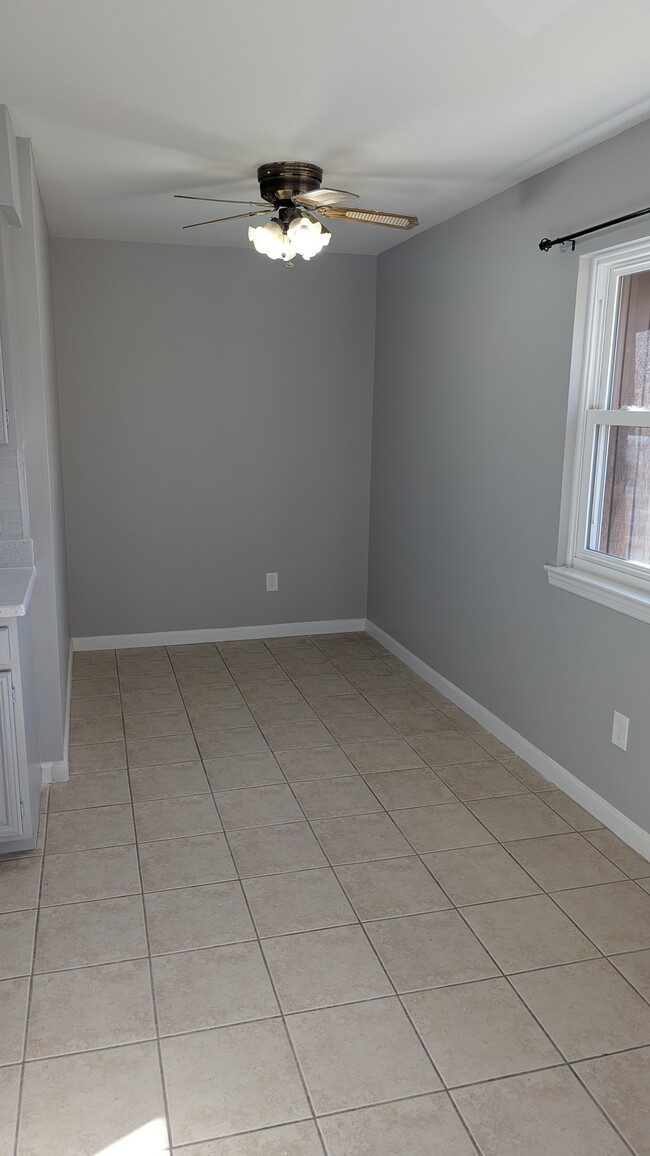 Dining Room -pic 1 - 508 Sharon Garden Ct Apartamentos Unidad 508 Sharon