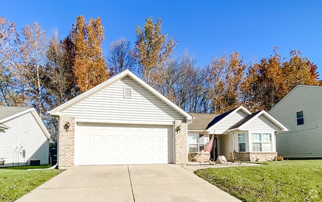 Building Photo - Newly Renovated Three Bedroom Rental