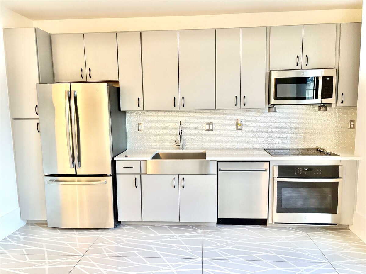 Photo - 2201 Market St