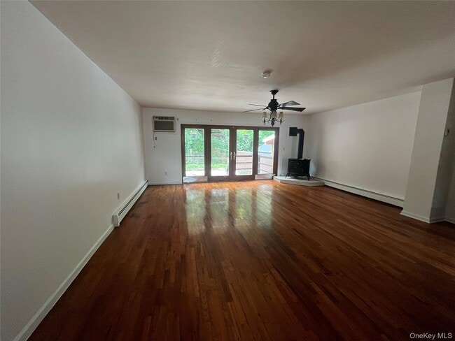 Photo - 156 Coolidge St