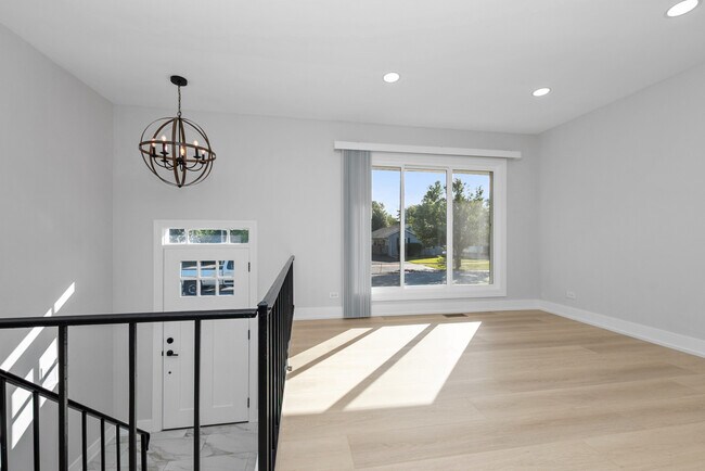 Photo - 16822 91st Ave