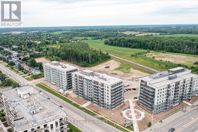 Photo - 181 Elmira Rd S Unit 504