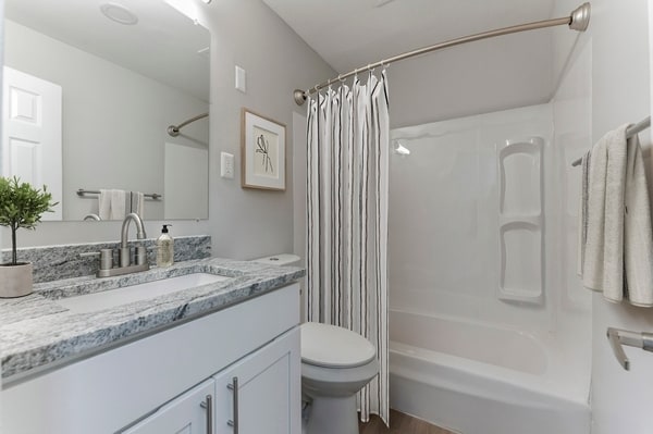 Eagle Rock Apartments at Framingham