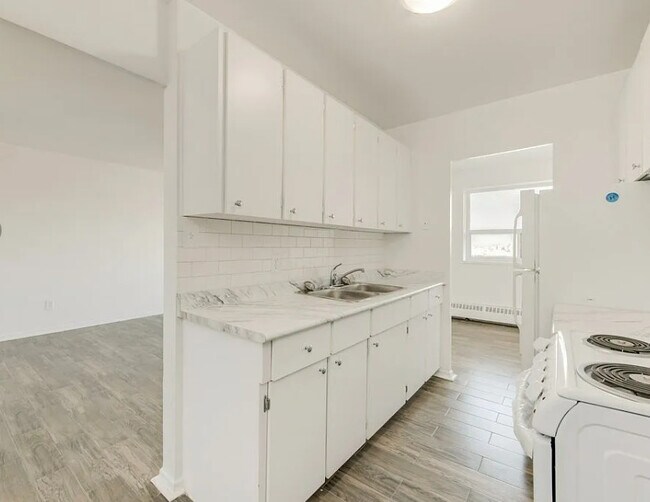 Photo - Laurentia Apartments