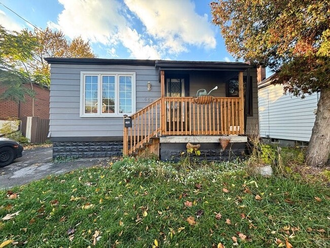 Building Photo - 453 Paling Ave Unit 1