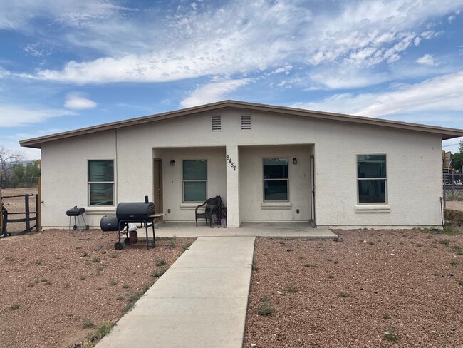 8487 Roseway Dr Unit A - 8487 Roseway Dr Unit A