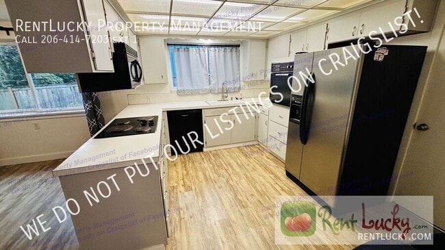 Photo - 834 Maplewood Ave