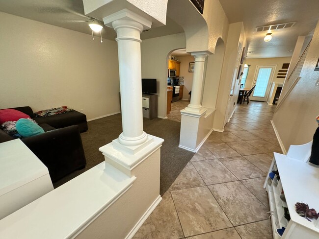 Photo - 4-Bedroom House for Rent in Killeen