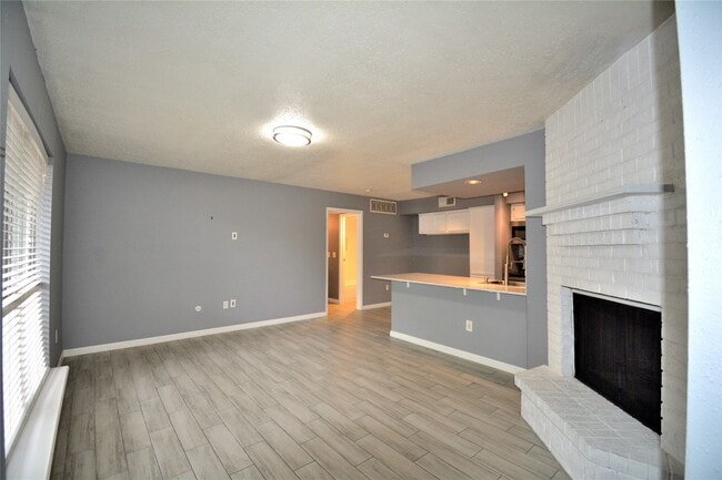 Photo - 260 El Dorado Blvd Unidad 903