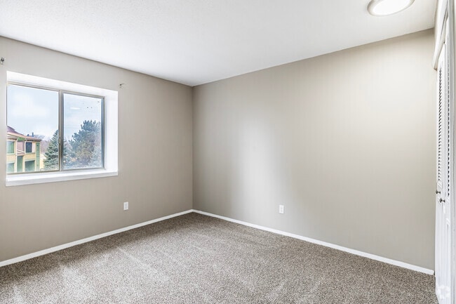 2BD, 1BA - 1,150SF - Second Bedroom