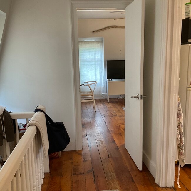 Photo - 848 State St Unidad 3