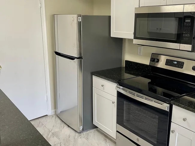 Building Photo - 20253 Shipley Ter Unit Shipley