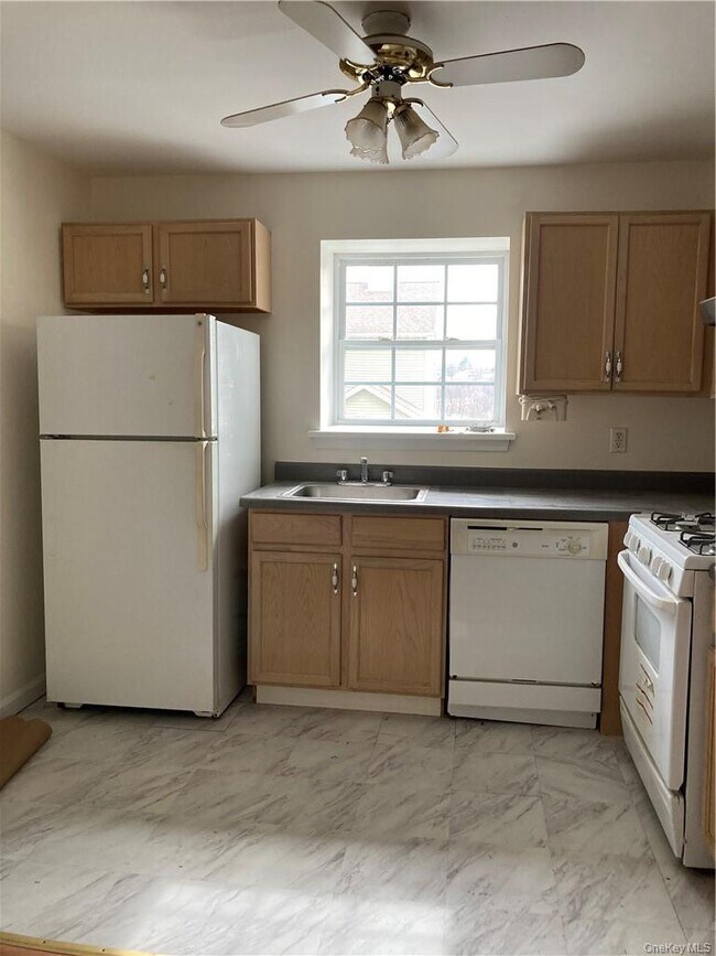 Photo - 211 Mary Lou Ave Unit 1