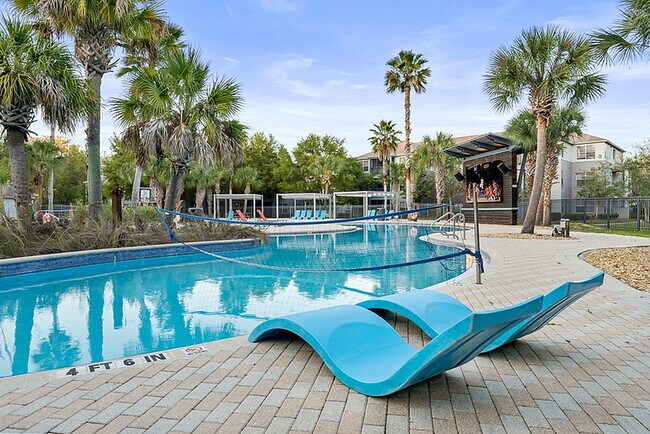 Cabana-Beach-Gainesville-Apartments-Near-University-of-Florida-Resort-Style-Pool-Water-Volleyball