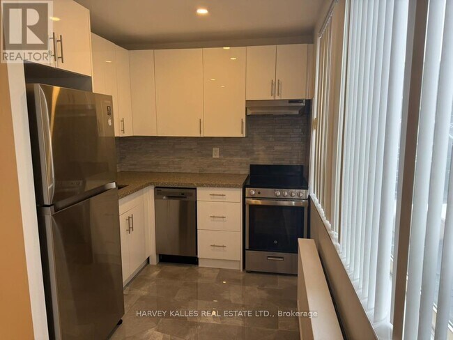 Photo - 180 Vaughan Rd Unit 403